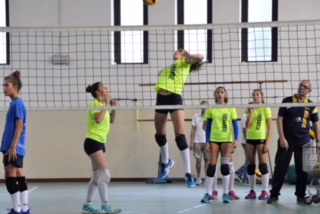 /files_cms/9-galleria/Gallery/Volley/U16%20ECC:%2016%20settembre%202018/IMG_3252.JPG